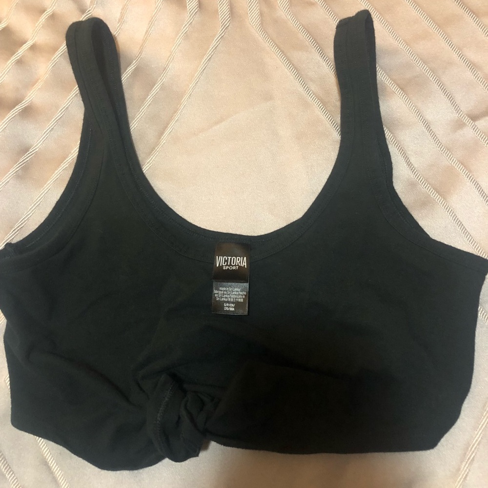 Small faux knot crop tank
